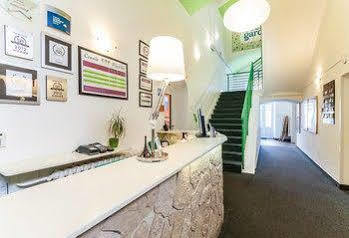 Secret Garden Apartment *